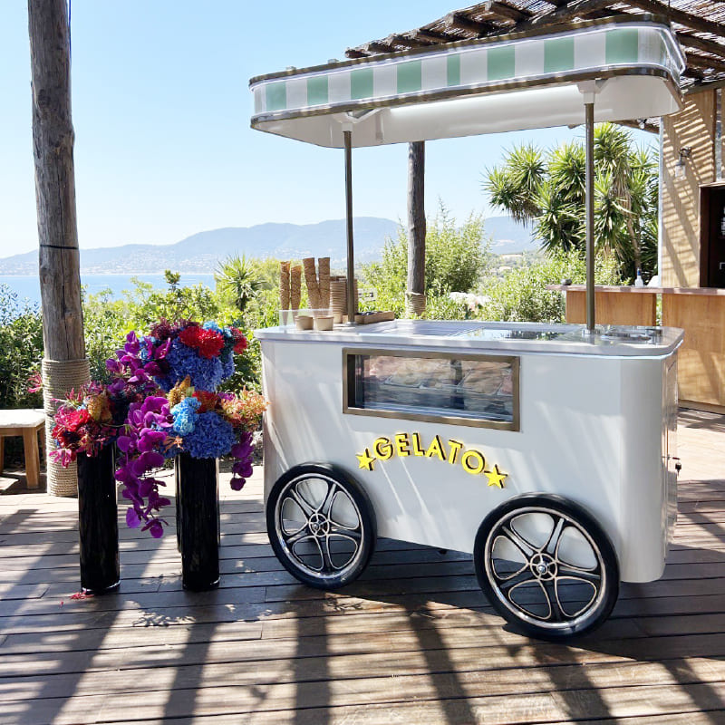 冰淇淋餐車創業 品牌客製 豪華頂棚吸睛造型 為您的品牌打造獨一無二的餐車!